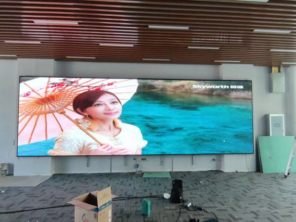 昂昂溪P1.53led小间距屏安装案例